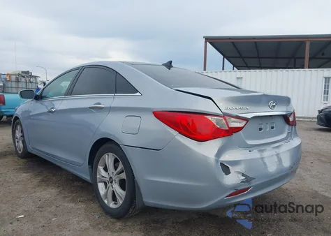 2013 Hyundai Sonata Limited z USA, uszkodzony, nr VIN 5NPEC4AC0DH553401